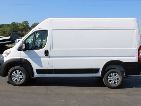 Used 2024 RAM ProMaster 1500 w/ Quick Order Package 22G SLT image 7
