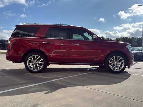Used 2019 Ford Expedition Platinum RWD image 7