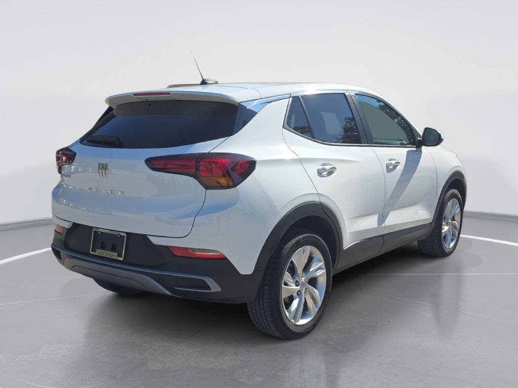 Certified 2024 Buick Encore GX Preferred w/ Comfort Package AWD/4WD image 3
