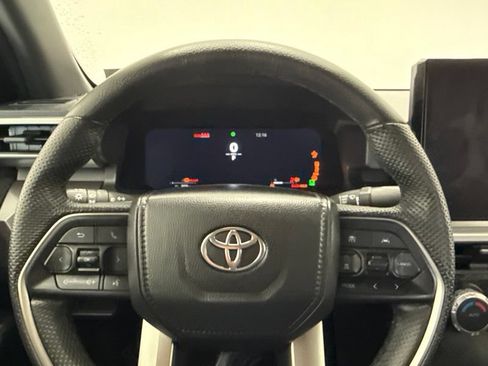 Used 2024 Toyota Tacoma TRD Off-Road AWD/4WD image 25