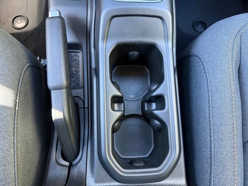 Used 2025 Jeep Wrangler Unlimited Sport image 26