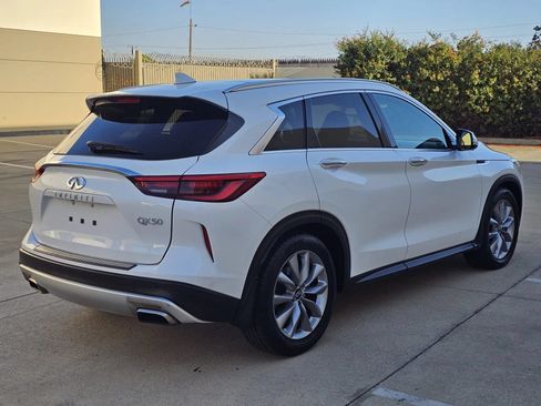 Used 2021 INFINITI QX50 Essential w/ Convenience Package FWD image 5