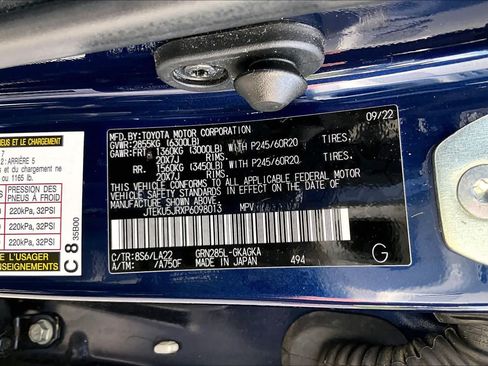 Used 2023 Toyota 4Runner Limited AWD/4WD image 37