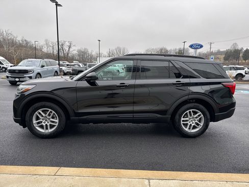 New 2026 Ford Explorer Active image 12