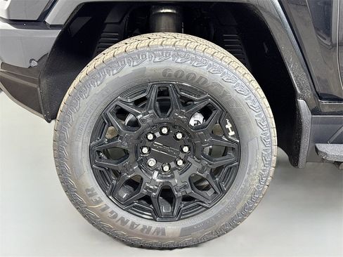 New 2026 GMC Hummer EV 3X image 19