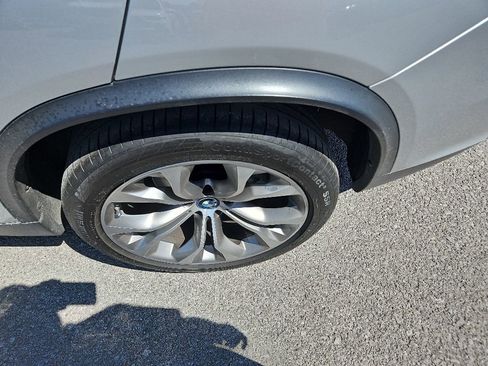 Used 2018 BMW X5 xDrive40e AWD/4WD image 12