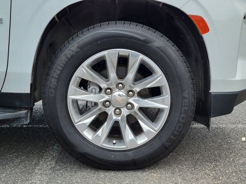 Used 2024 Chevrolet Tahoe Premier RWD image 10