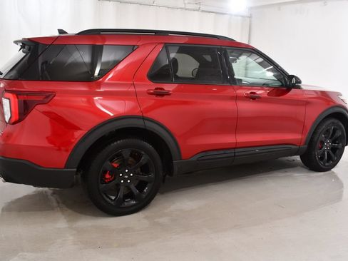 Used 2024 Ford Explorer ST AWD/4WD image 11
