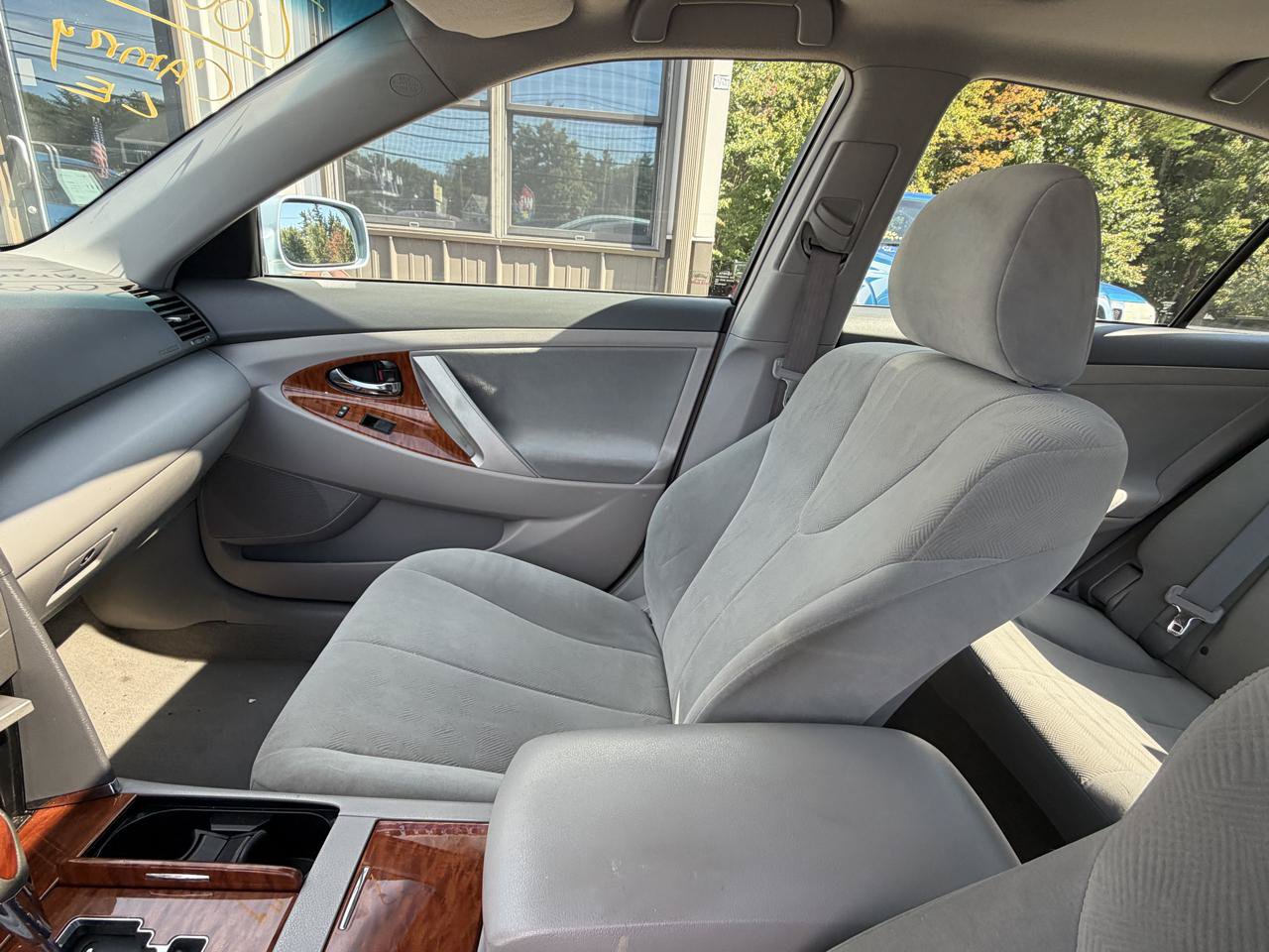 Used 2009 Toyota Camry XLE FWD image 15