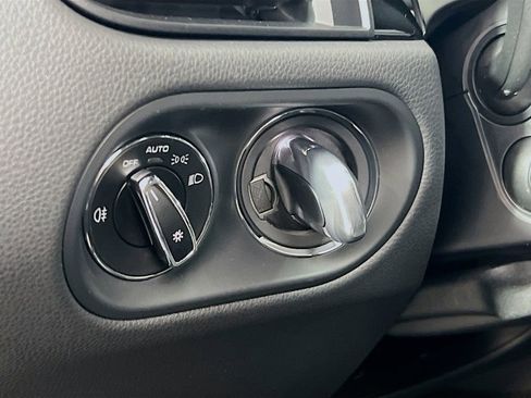 New 2026 Porsche Macan image 11