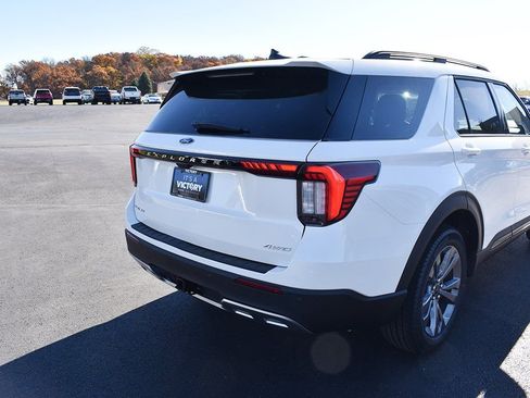 New 2026 Ford Explorer Active w/ Active Comfort Package image 30