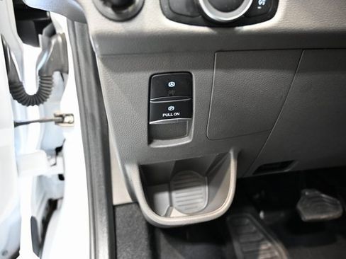 Used 2023 Ford Transit 350 XLT image 31