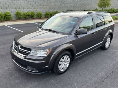 Used 2016 Dodge Journey SE w/ Flexible Seating Group