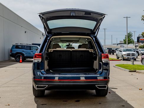 Used 2022 Volkswagen Atlas SE image 8