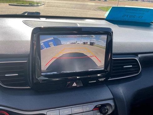 Used 2019 Hyundai Veloster 2.0 Premium FWD image 20