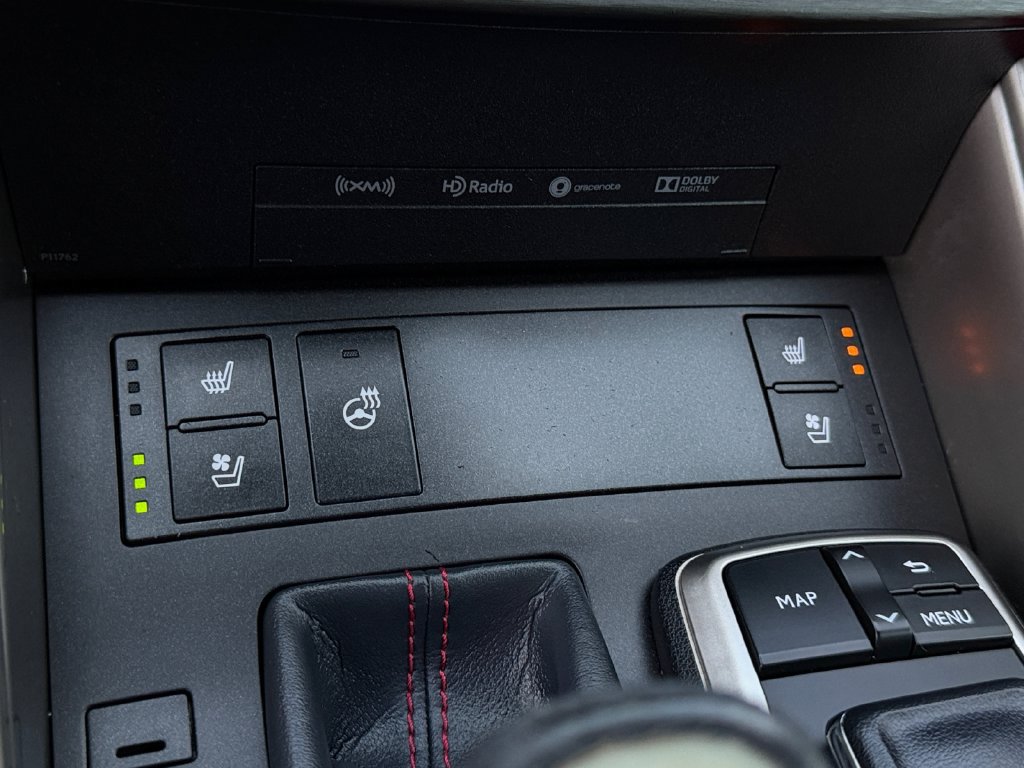 Used 2019 Lexus IS 300 AWD image 24