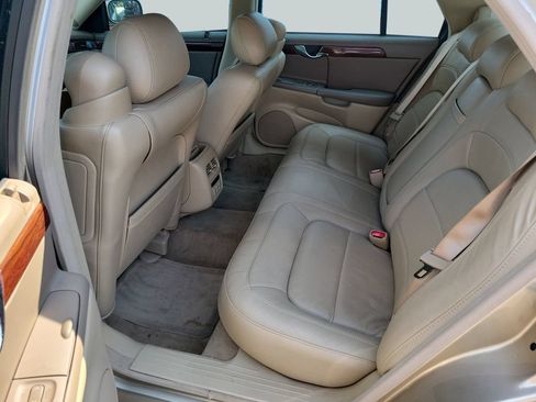 Used 2005 Cadillac De Ville w/ Deville Premium Package FWD image 27