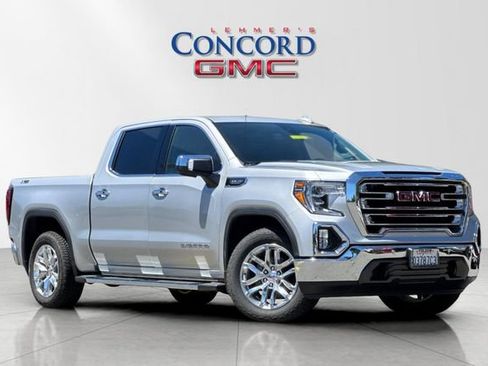 Used 2020 GMC Sierra 1500 SLT w/ SLT Premium Plus Package AWD/4WD image 2