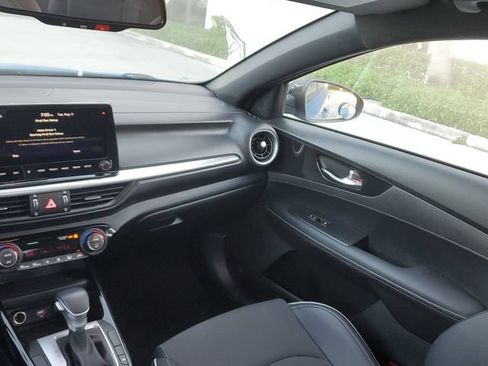 Certified 2023 Kia Forte GT-Line FWD image 13