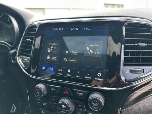 Used 2021 Jeep Grand Cherokee Laredo X image 35