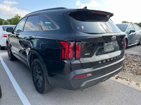 Used 2021 Kia Sorento S AWD/4WD image 4