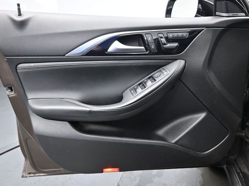 Used 2017 INFINITI QX30 Premium w/ Technology Package image 26