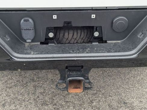 Used 2023 Chevrolet Silverado 2500 Custom w/ Custom Value Package image 28