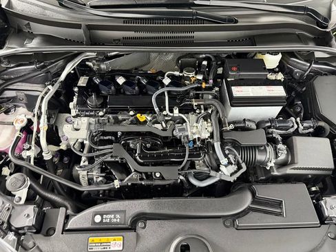 Used 2025 Toyota Corolla SE w/ SE Package FWD image 30