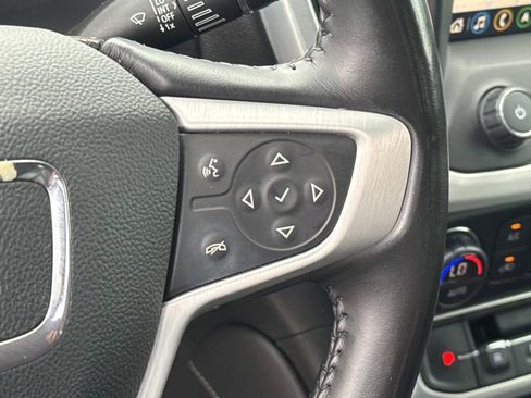 Used 2021 GMC Acadia SLT w/ Elevation Edition FWD image 25