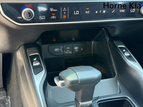 New 2026 Kia Sorento EX AWD/4WD image 17
