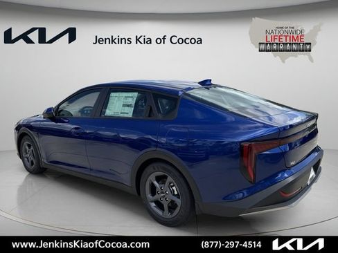 New 2026 Kia K4 FWD image 8