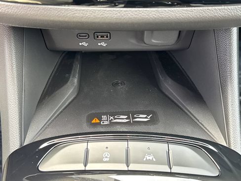 New 2026 Buick Envista Sport Touring w/ Convenience I Package FWD image 30