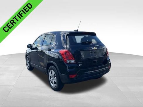 Used 2017 Chevrolet Trax LS FWD image 4