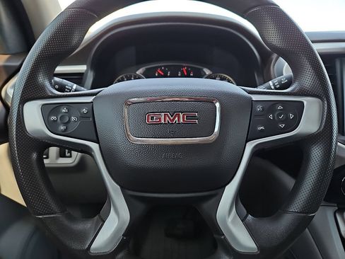 Used 2022 GMC Acadia SLE w/ Driver Convenience Package FWD image 30