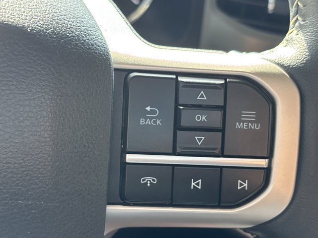 Used 2024 Ford Expedition XLT AWD/4WD image 29