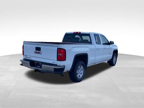 Used 2014 GMC Sierra 1500 SLE w/ SLE Value Package AWD/4WD image 3