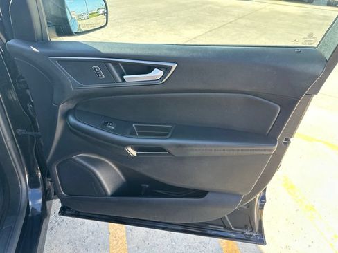 Used 2020 Ford Edge SE AWD/4WD image 30