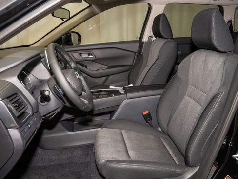 New 2026 Nissan Rogue SV image 12