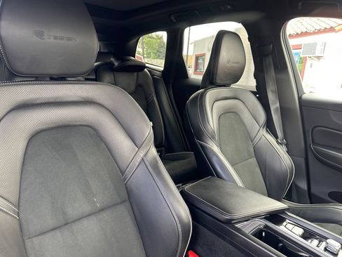 Used 2019 Volvo XC60 T6 R-Design w/ Protection Package Premier AWD/4WD image 26