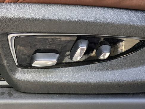 Used 2020 Cadillac Escalade Luxury image 21