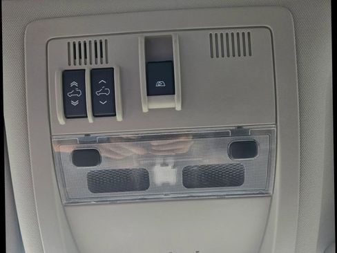 Used 2012 GMC Sierra 3500 Denali image 29