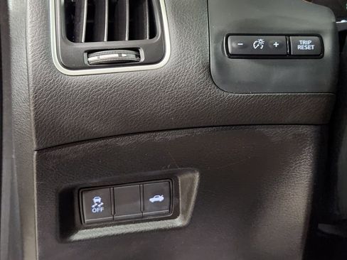 Used 2019 INFINITI Q50 Luxe image 40