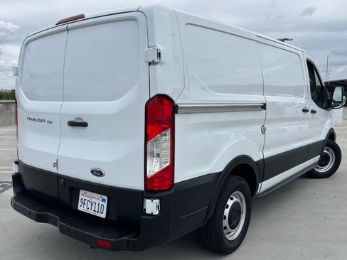 Used 2019 Ford Transit 150 130 Low Roof RWD image 3