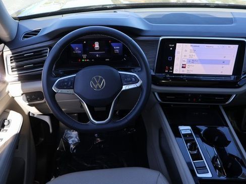 Certified 2025 Volkswagen Atlas SEL image 15