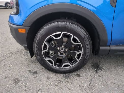 Certified 2025 Ford Bronco Sport Outer Banks w/ Outer Banks Tech Package+ AWD/4WD image 10