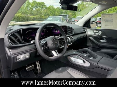 New 2026 Mercedes-Benz GLS 450 4MATIC image 11