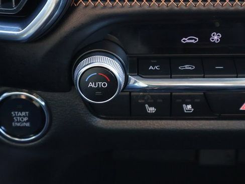 Used 2025 MAZDA CX-50 AWD 2.5 S w/ Premium Plus Pkg image 28