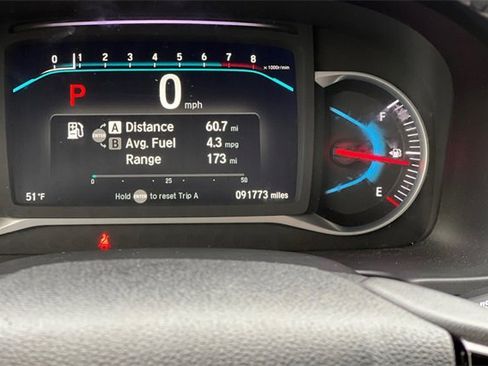 Used 2019 Honda Pilot Touring image 34