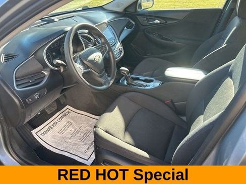 Used 2023 Chevrolet Malibu LT image 11