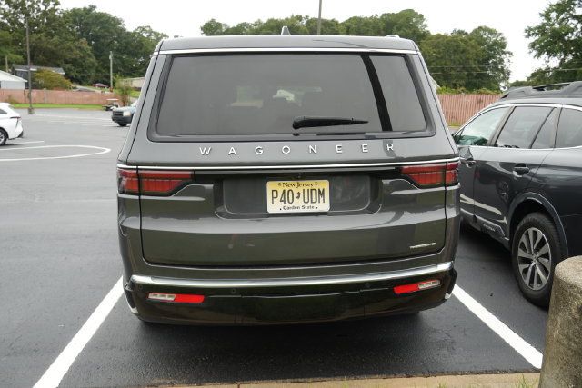 Used 2024 Jeep Wagoneer Series II w/ Flexible Seating Group AWD/4WD image 11